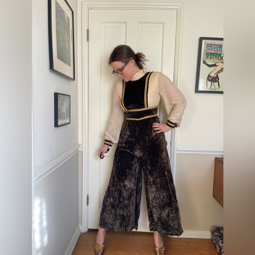 70s Vintage Brown Velvet Jumpsuit - Picture 1 of 12